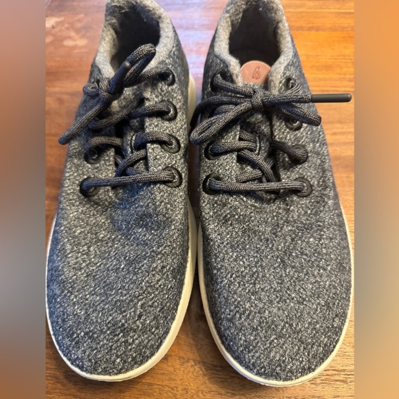 Like New Men’s Allbirds Wool Runner Mizzles - Picture 7 of 10